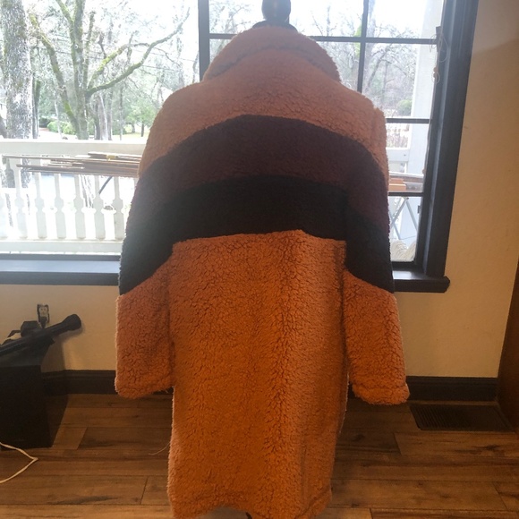 Love Tree Teddy Bear Fleece Jacket - Picture 3 of 8